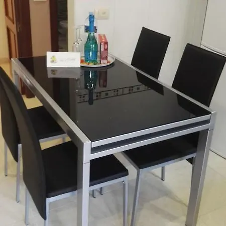 Tenerife Low Cost Solution & Family Treatment! Dom wakacyjny